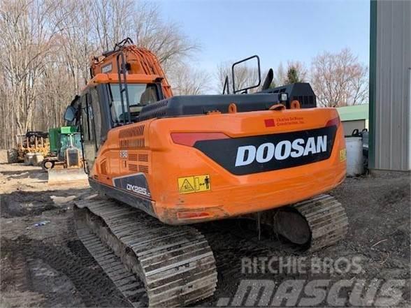 Doosan DX225 LC-5 Escavadoras de rastos