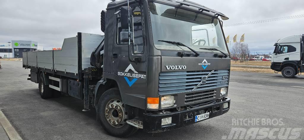Volvo FL7 Camiões grua