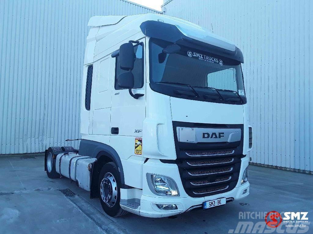 DAF 105 XF 480 Spacecab MEGA lift 5th wheel Tractores (camiões)