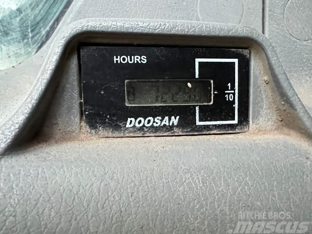 Doosan DX 255 LC-5 Escavadoras de rastos