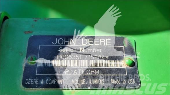 John Deere 635F Ceifeiras debulhadoras compactas