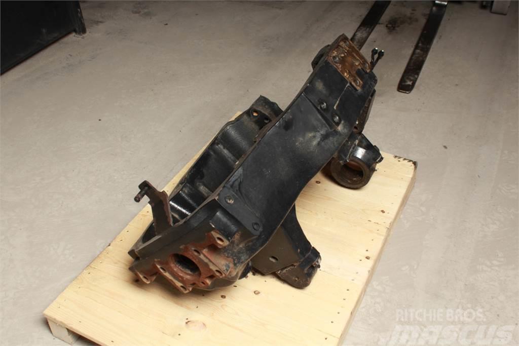 New Holland T6.160 Front axle support Chassis e suspensões