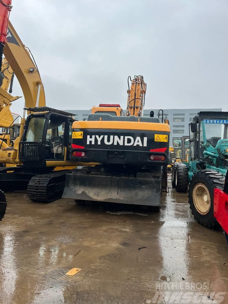 Hyundai 210W-9T Escavadoras de rastos