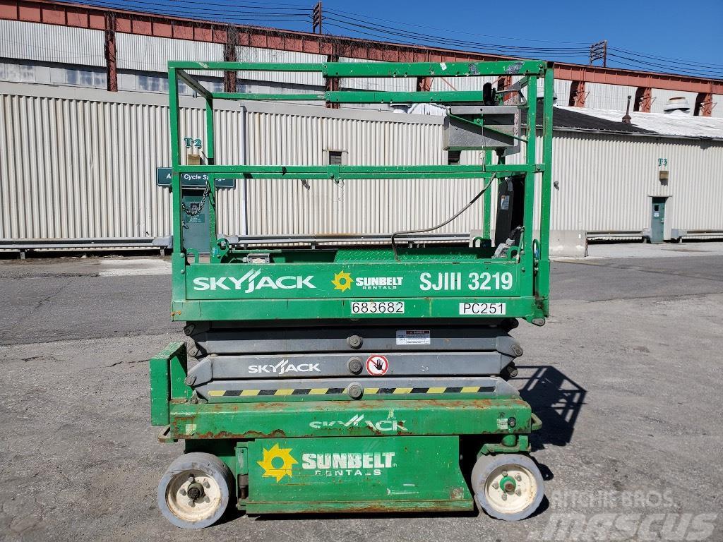 SkyJack SJ111-3219 Elevadores de tesoura