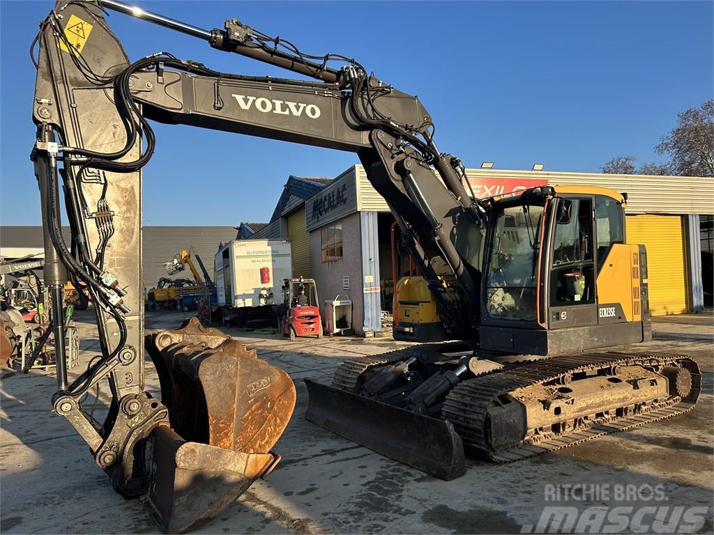 Volvo ECR235EL Escavadoras de rastos