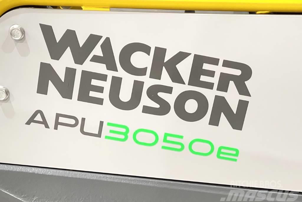 Wacker Neuson APU3050E Placas compactadoras