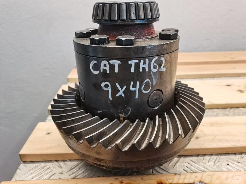 CAT TH 82 main gearbox 9X40 Clark-Hurth} Eixos