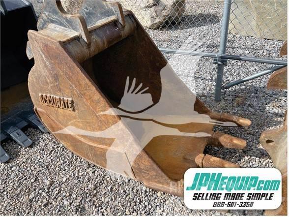 ACCURATE FABRICATING 160 SERIES 36 INCH DIG BUCKET Baldes