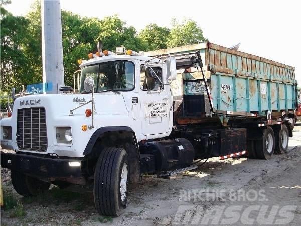 Mack RD 686 S Camiões de lixo