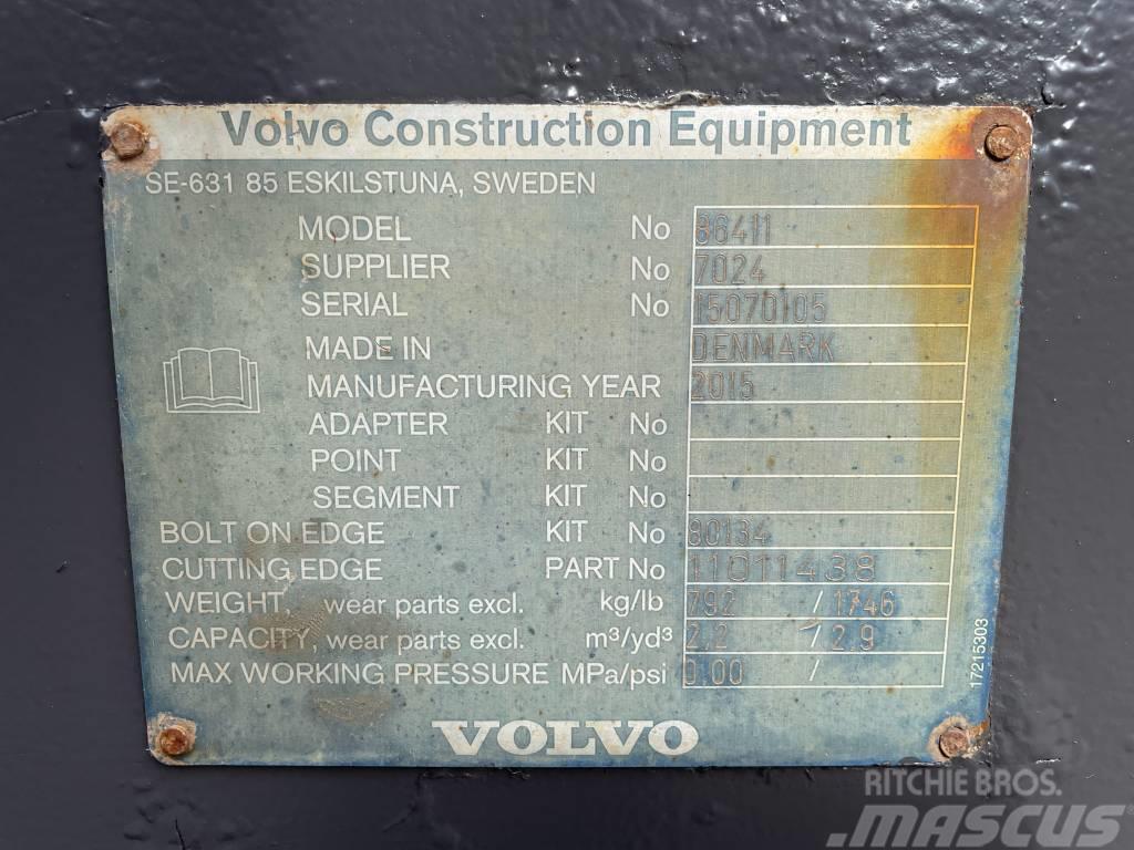 Volvo L60 2.2m GP Bucket Baldes
