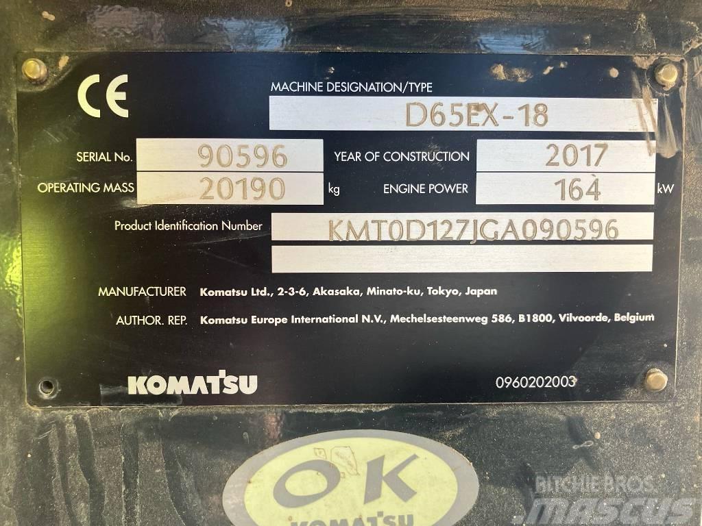 Komatsu D65 EX-18 Dozers - Tratores rastos
