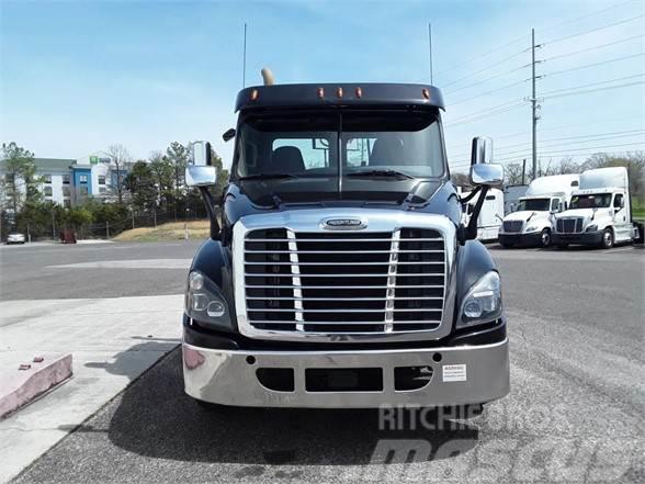 Freightliner CASCADIA 125 Tractores (camiões)