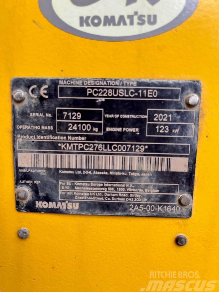 Komatsu PC228USLC-11 Escavadoras de rastos