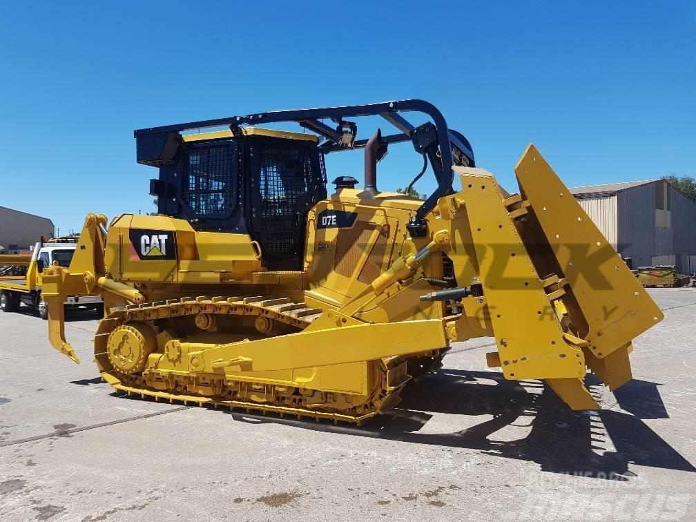 CAT D7E 4 Cylinders Ripper Outros componentes