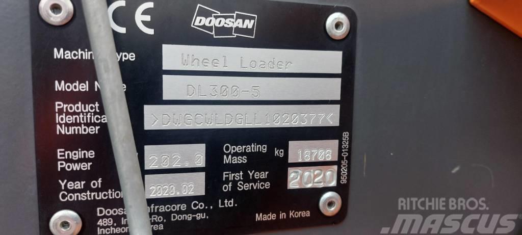 Doosan DL300-5 Pás carregadoras de rodas