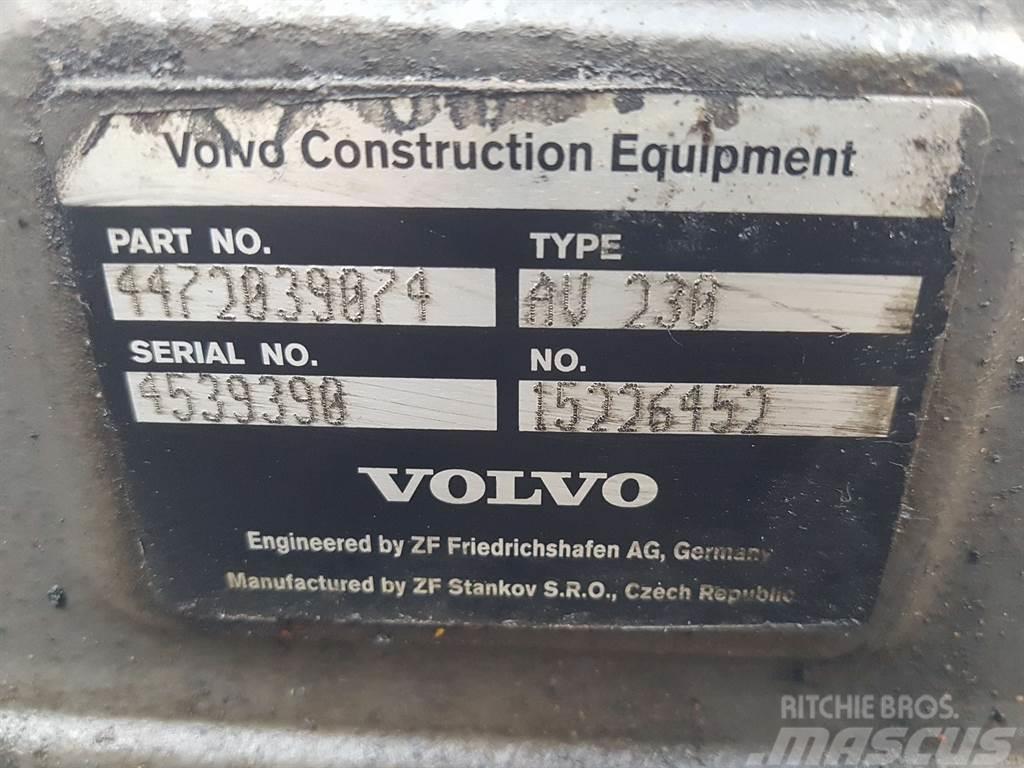 Volvo L30G-VOE15226452-ZF AV-230-Axle/Achse/As Eixos