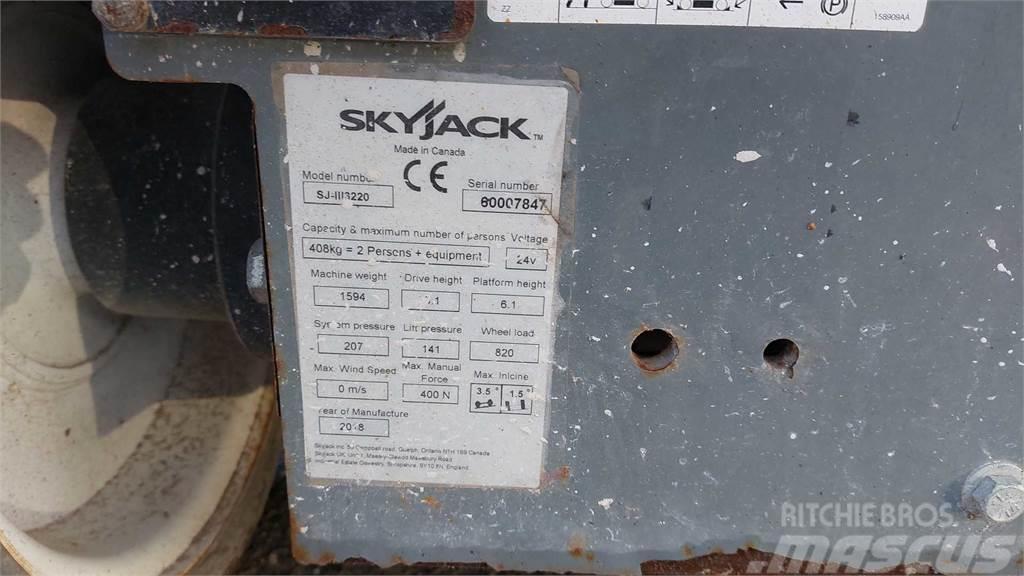 SkyJack SJIII3220 Elevadores de tesoura