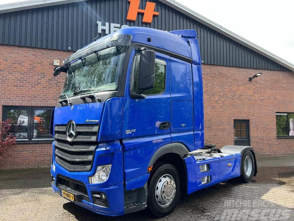 Mercedes-Benz Actros 1842 4X2 Streamspace NL Truck Side skirts 8 Tractores (camiões)