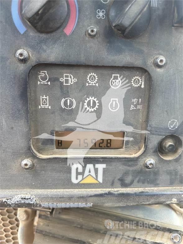 CAT D6T LGP Dozers - Tratores rastos