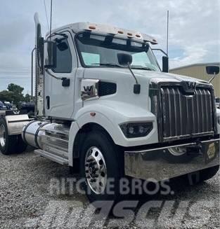 Western Star 47X Tractores (camiões)