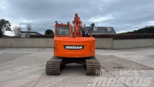 Doosan DX 140 Escavadoras de rastos