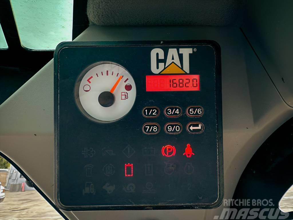 CAT 226 D Carregadoras de direcção deslizante