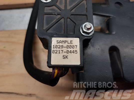 New Holland 1029-0007 New Holland TM gas potentiometer Motores