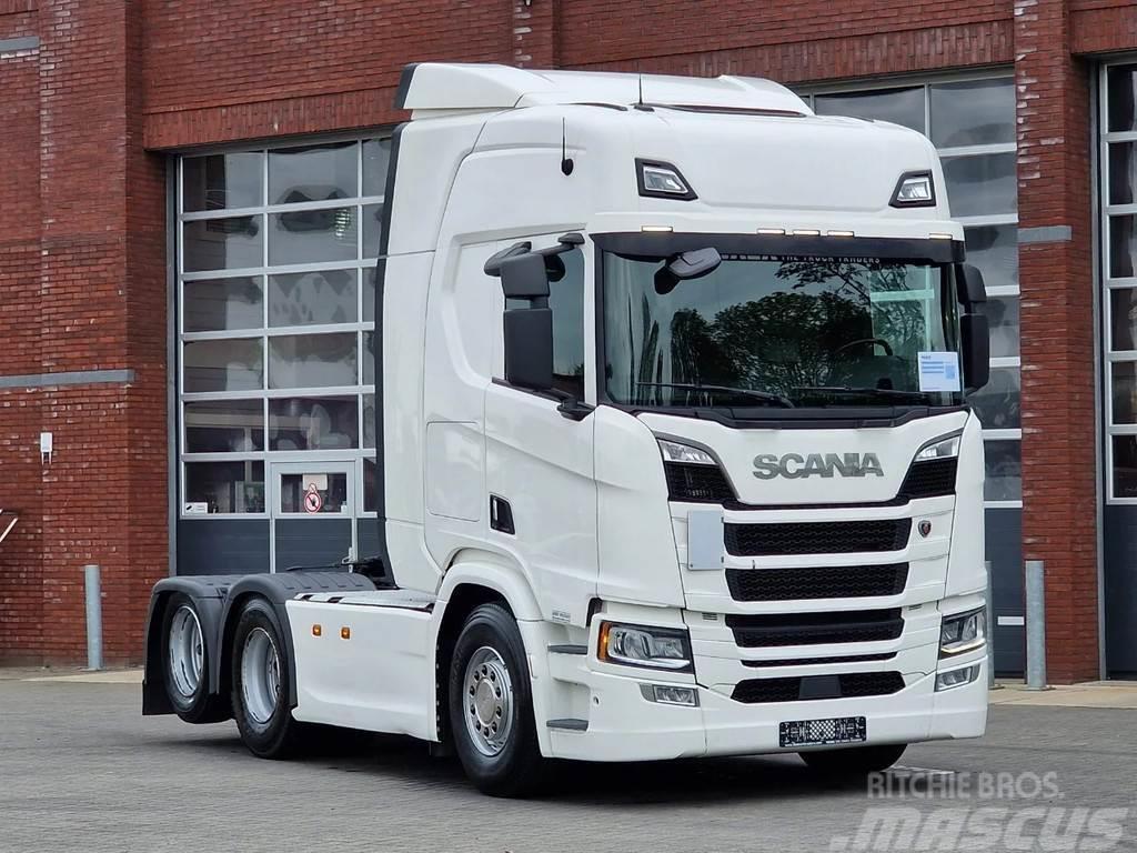 Scania R580 V8 NGS Highline 6x2 - Low KM - Retarder - Ful Tractores (camiões)