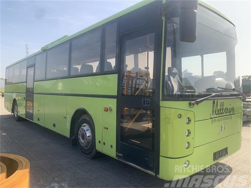 Volvo Contrast B7R Bus til privat buskørsel Outras máquinas agrícolas