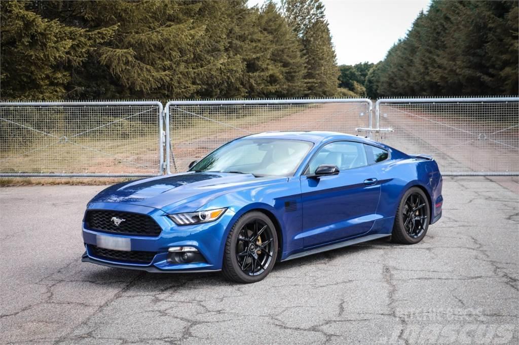 Ford Mustang 2.3L Ecoboost automatgear - 2017 - 52.000  Outros