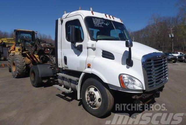 Freightliner CASCADIA 113 Chassis Cab trucks