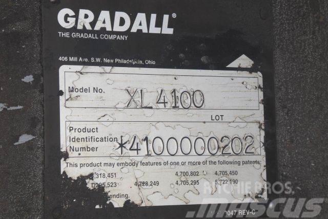 Gradall XL4100 II Escavadoras de rastos