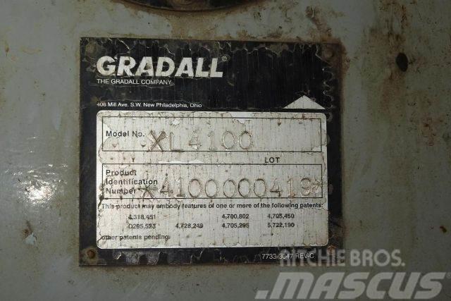 Gradall XL4100 III Escavadoras de rastos