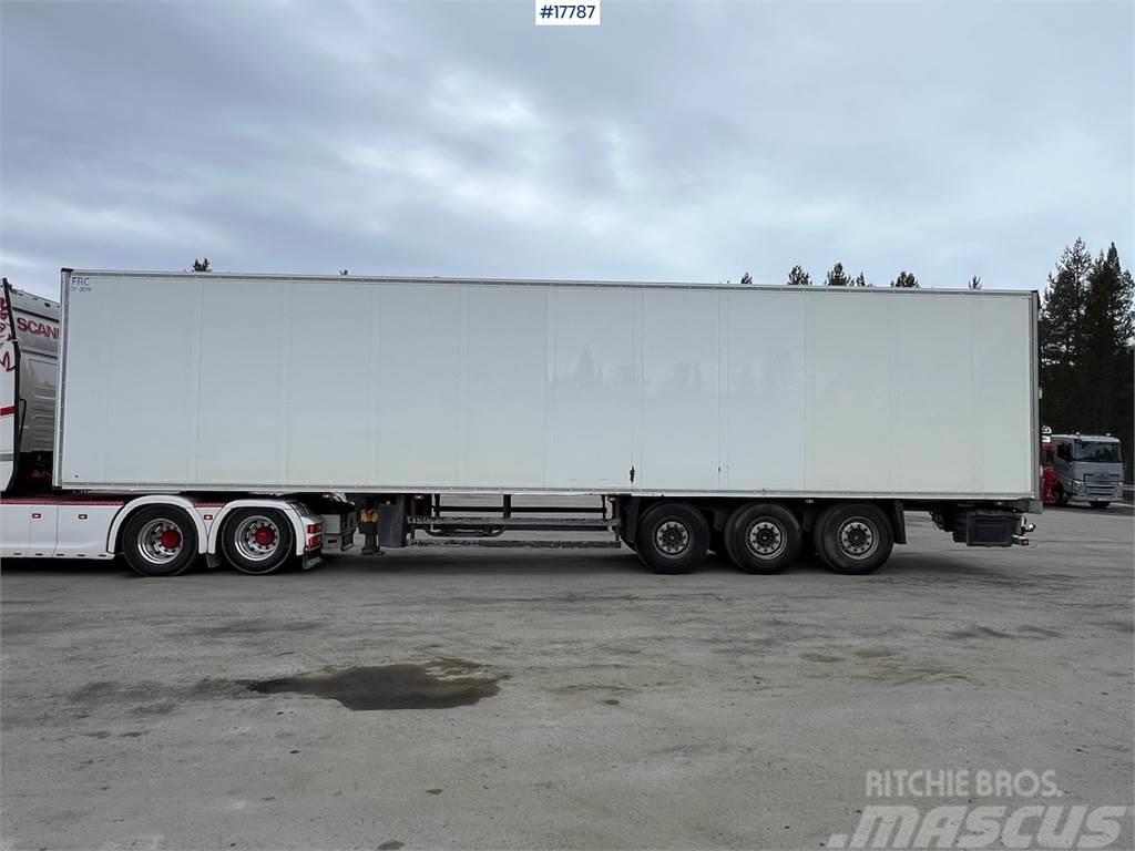 Schmitz Cargobull cool/freezer trailer w/ new major service on unit Outros Reboques