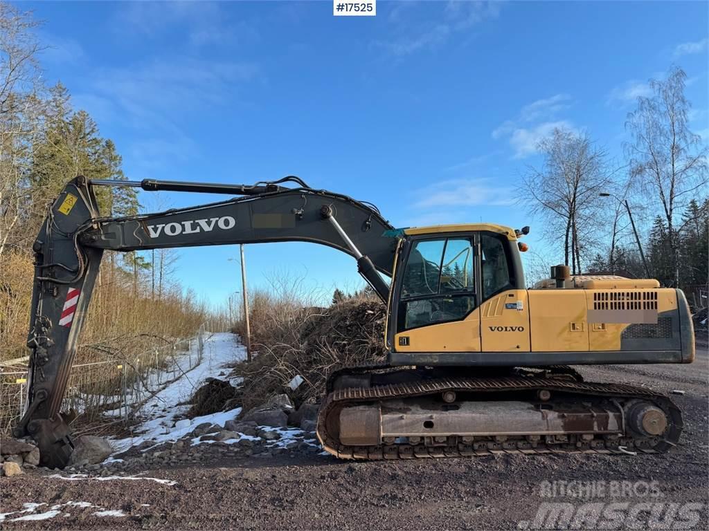Volvo EC240CL Tracked excavator w/ bucket WATCH VIDEO Escavadoras de rastos