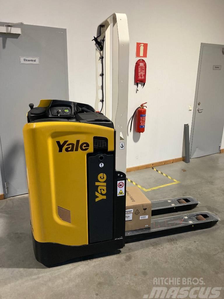 Yale MP20T. 2000kg Porta-paletes com plataforma