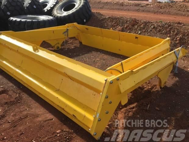 Bedrock Tailgate for Volvo A40D Articulated Truck Empilhadores todo-terreno