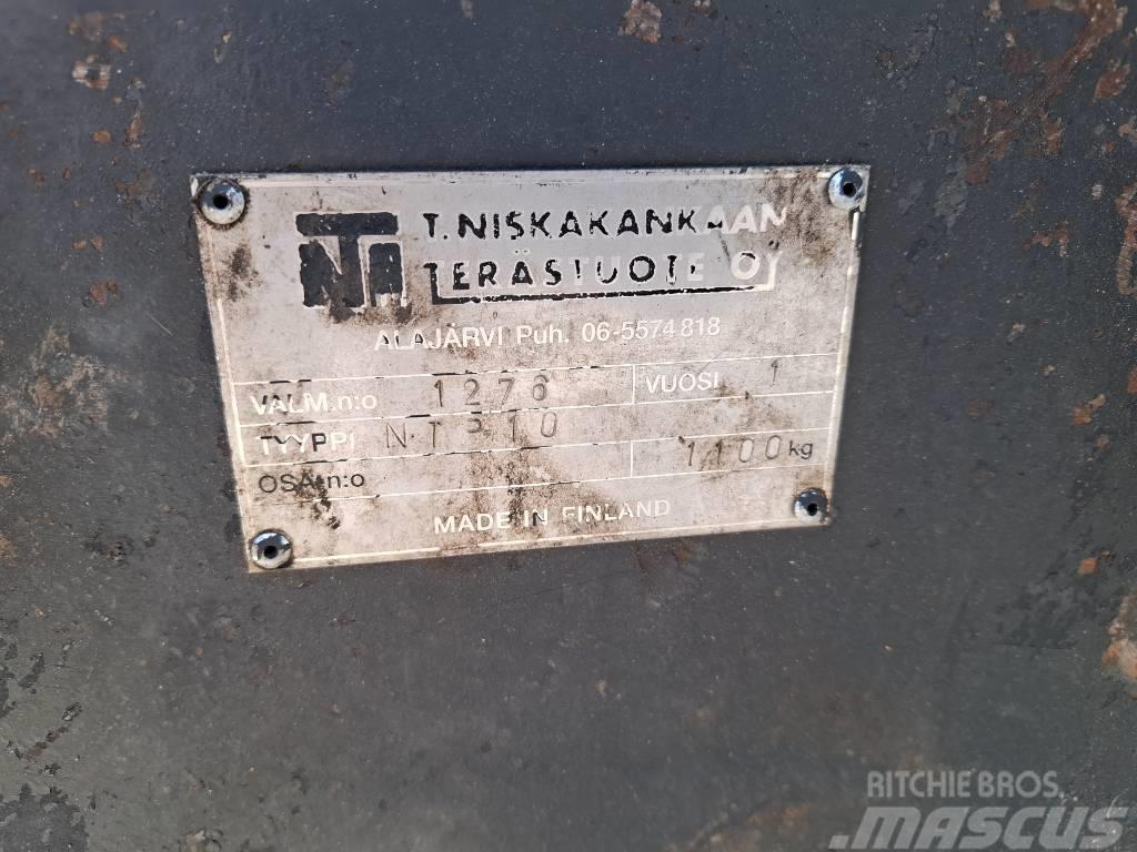  T.Niskakankaan terästuote NTP-10 Kuokkakauha+kalli Baldes