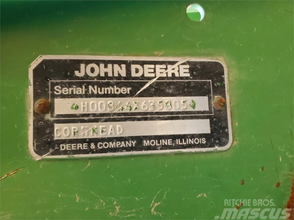 John Deere 844 Ceifeiras debulhadoras