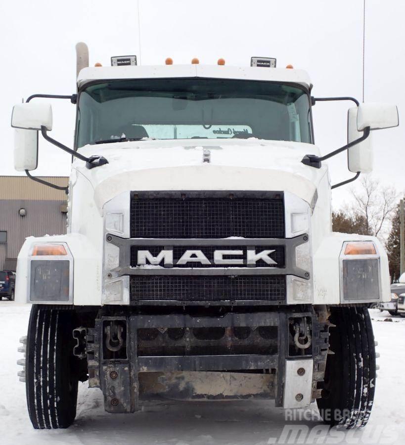 Mack ANTHEM 64T Tractores (camiões)