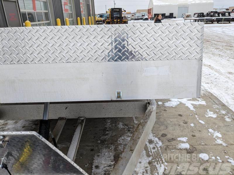  82 x 20' Aluminum Hydraulic Tilt Deck Trailer 82 x Reboques de transporte Auto
