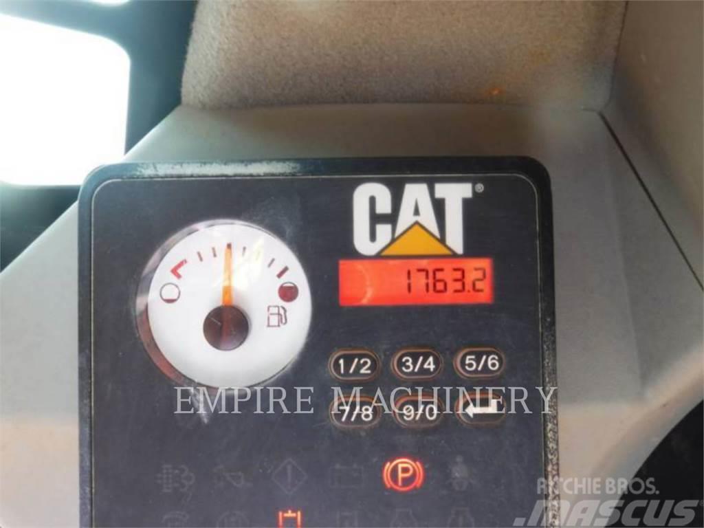 CAT 279D Carregadoras de direcção deslizante