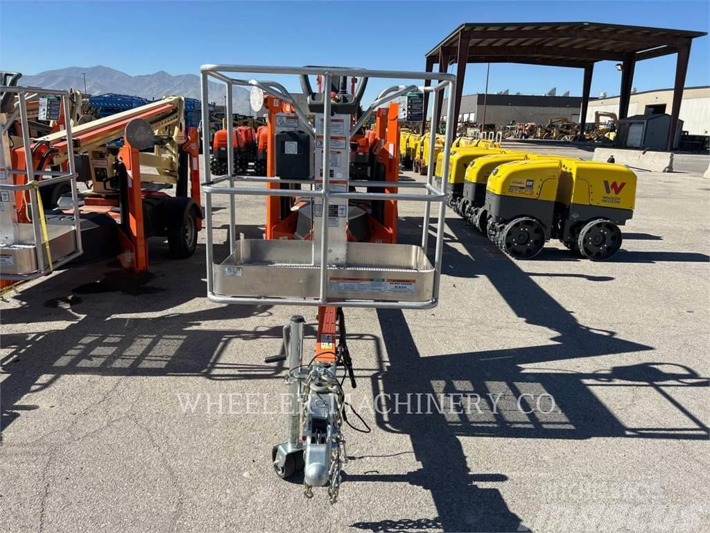 JLG T500J TOW Articulated boom lifts