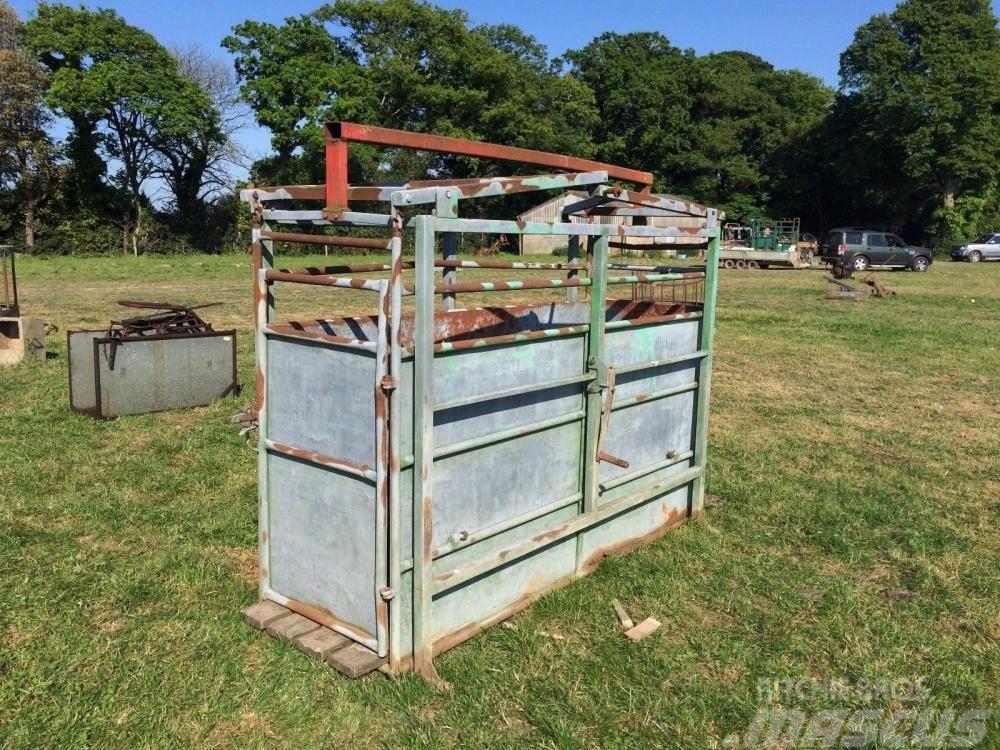  Cattle Weighing Crate £390 Other components