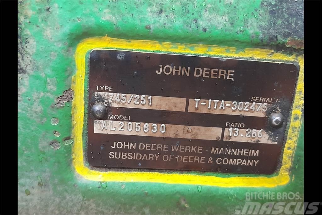 John Deere 6150R Front Axle Transmissão
