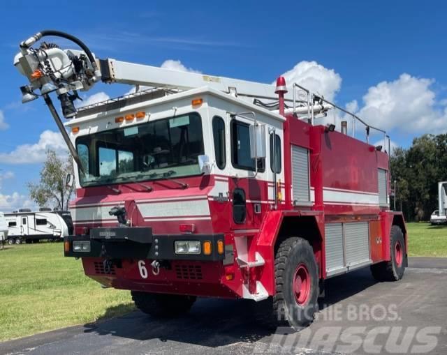  2001 OSHKOSH TI-1500AF4X4 FIRE TRUCK SKY BOOM 2001 Carros de bombeiros