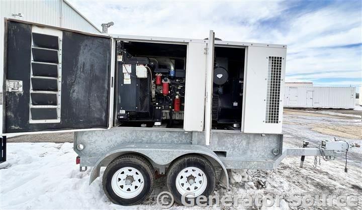 CAT 150 kW - JUST ARRIVED Geradores Diesel
