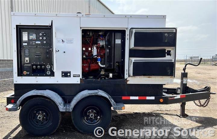 Cummins 100 kW - FOR RENT Geradores Diesel