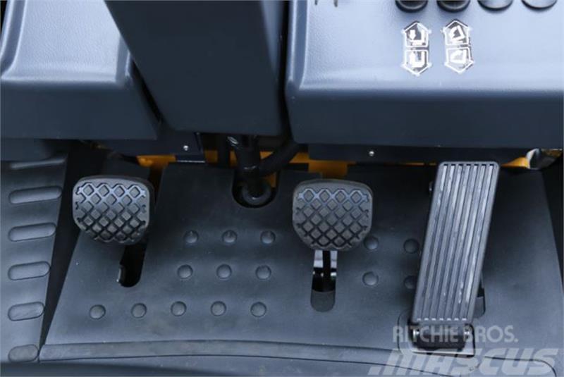  UN-Forklift FL25T-NJX2 Empilhadores - Outros