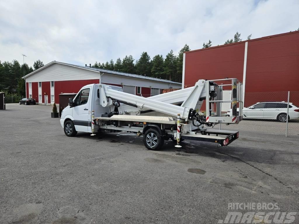 VERSALIFT 240 VTX Truck & Van mounted aerial platforms
